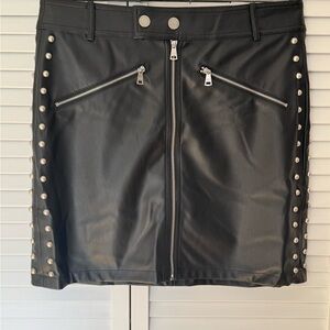 DKNY Black Studded Faux Leather Skirt NWT Size 8